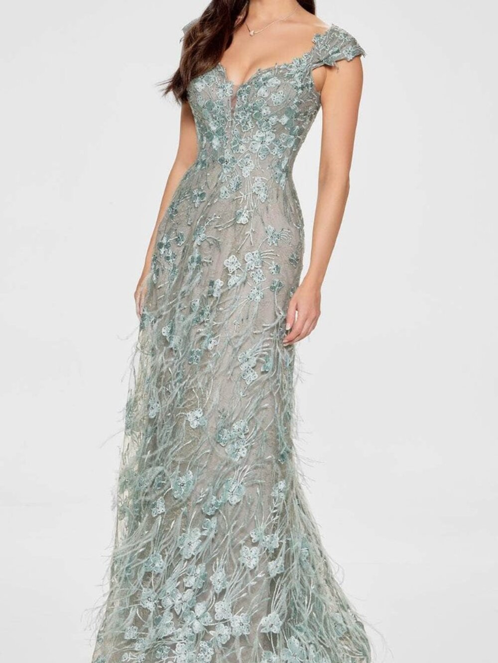 NWT Ivonne D ID807 Mother of the Bride with Feathers and Lace Gown Aqua Size 8